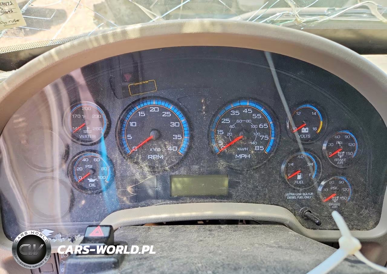 2015 International 4000 4300 - Utility - Service Truck VIN:1HTMMAAN3FH514475 - 8