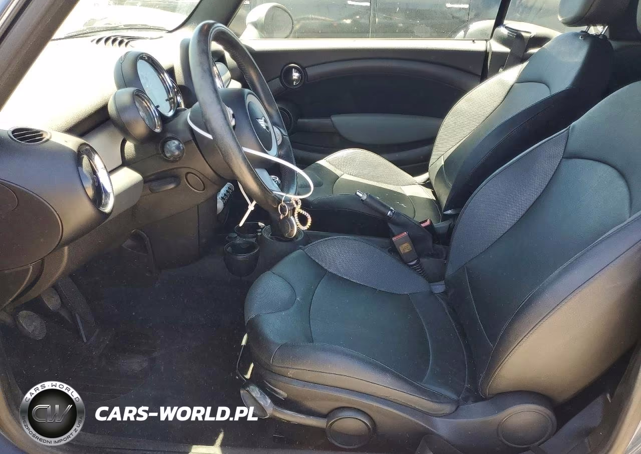 2010 Min Convertible VIN:WMWMR3C50ATZ18781 - 7