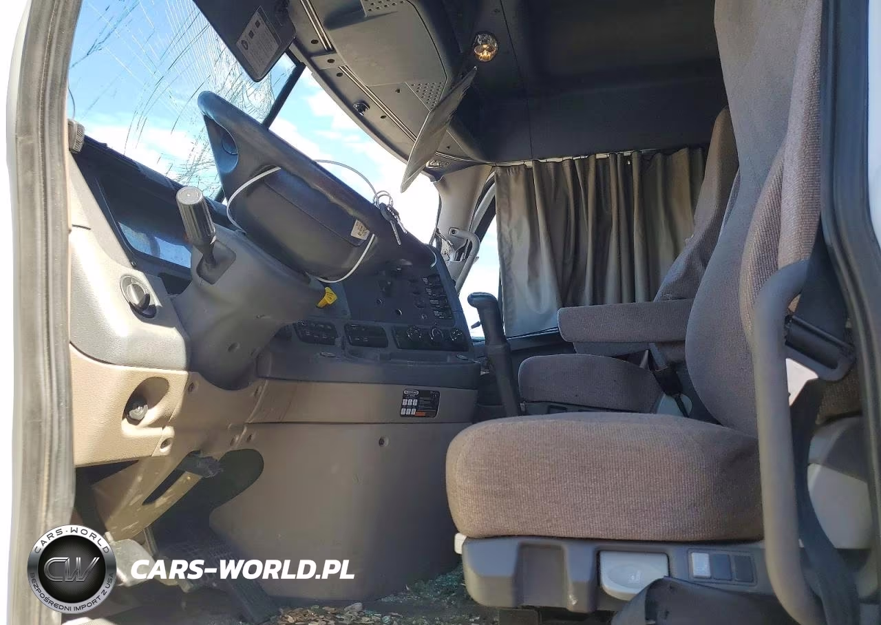 2018 Freightliner Cascadia 125 VIN:3AKJGLDR7JSJZ4551 - 5