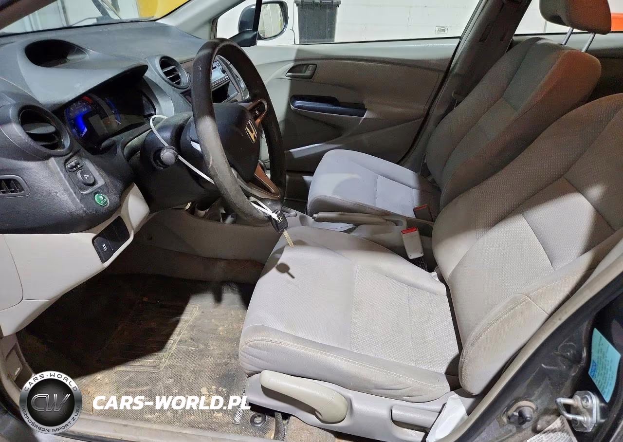 2011 Honda Insight VIN:JHMZE2H35BS008247 - 7