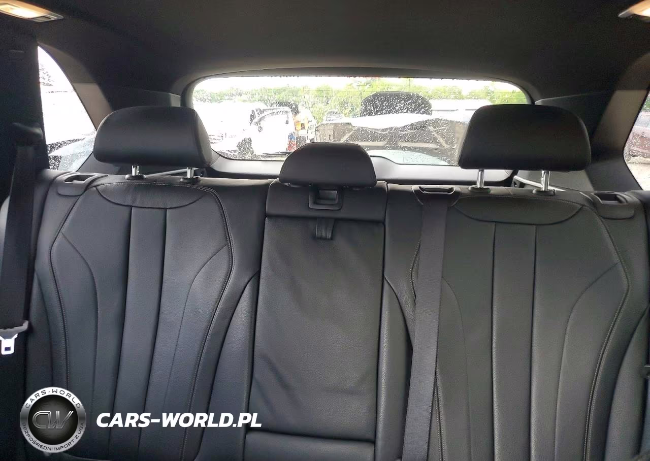 2018 BMW X5 xDrive35I VIN:5UXKR0C58J0Y06092 - 10