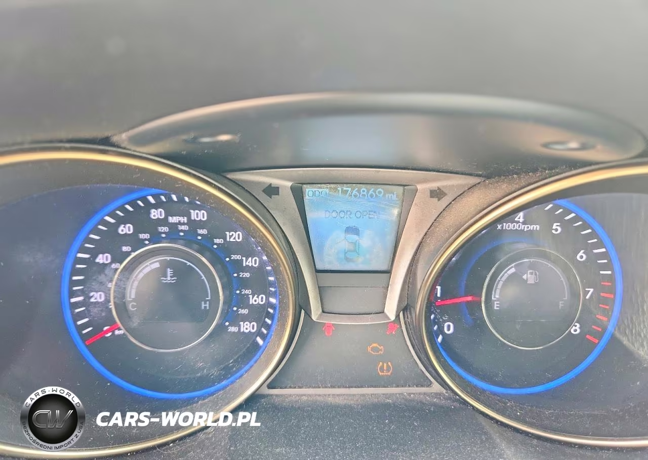 2013 Hyundai Genesis Coupe 3.8L VIN:KMHHU6KJ5DU085685 - 9