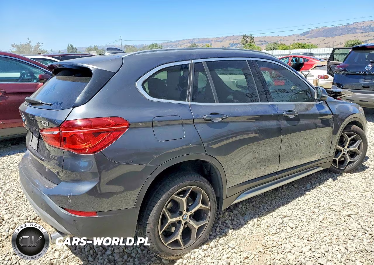 2016 BMW X1 xDrive28I VIN:WBXHT3C38G5E51276 - 3
