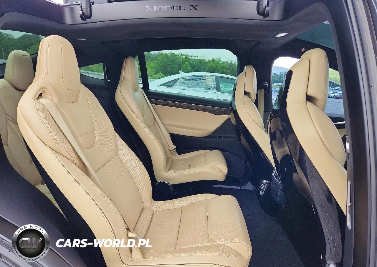 2016 Tesla Model X VIN:5YJXCBE44GF016355 - 11