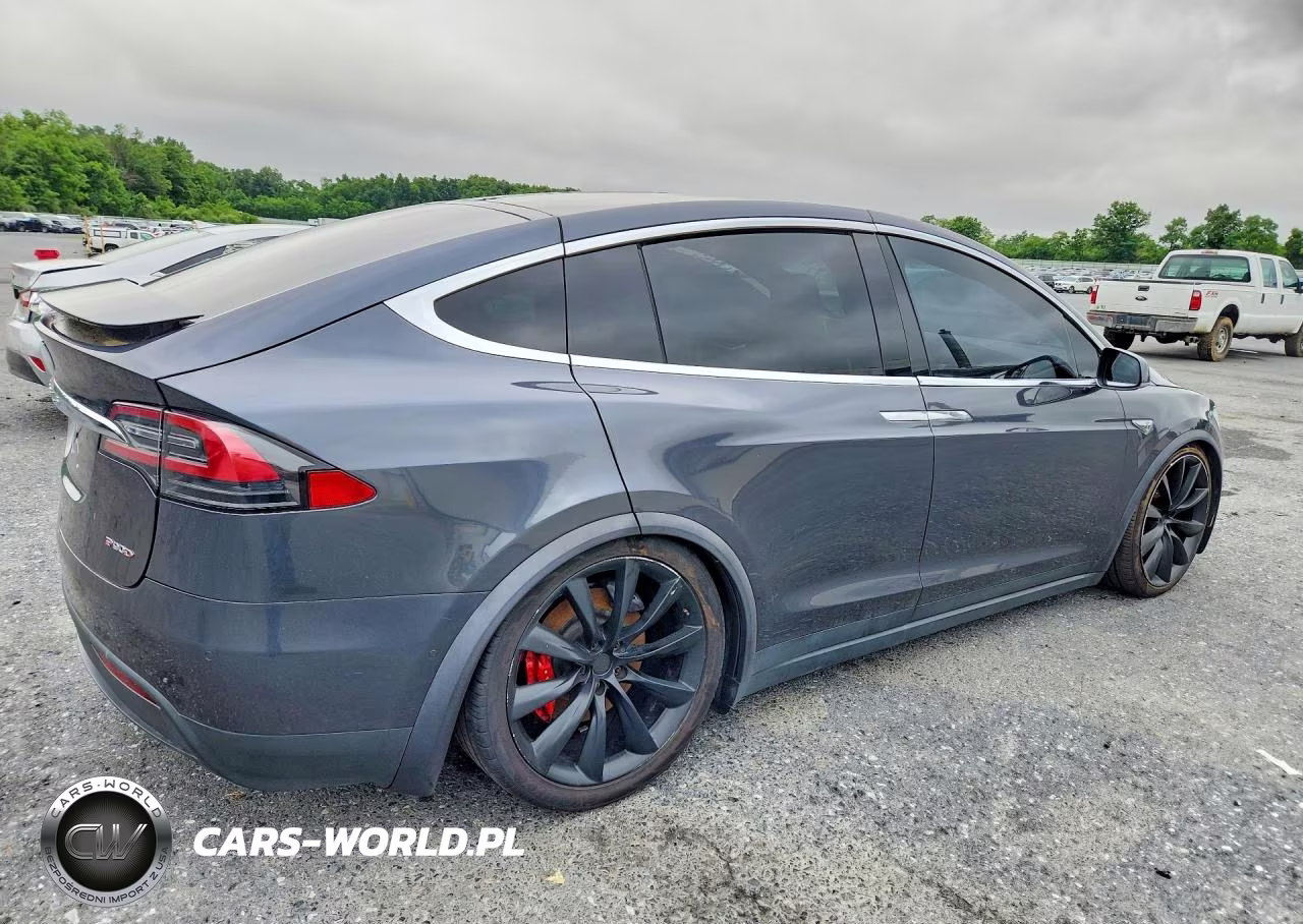 2016 Tesla Model X VIN:5YJXCBE44GF016355 - 3