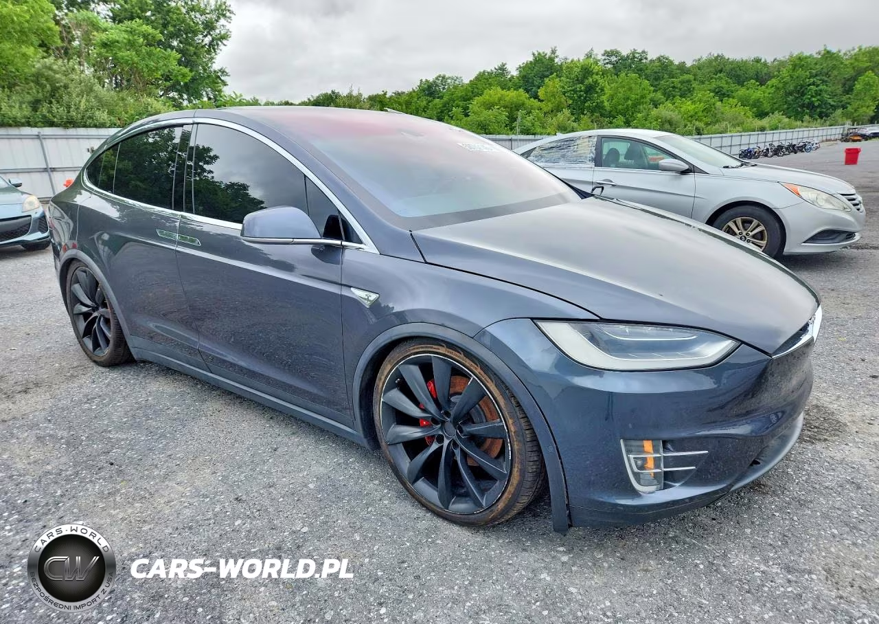 2016 Tesla Model X VIN:5YJXCBE44GF016355 - 4