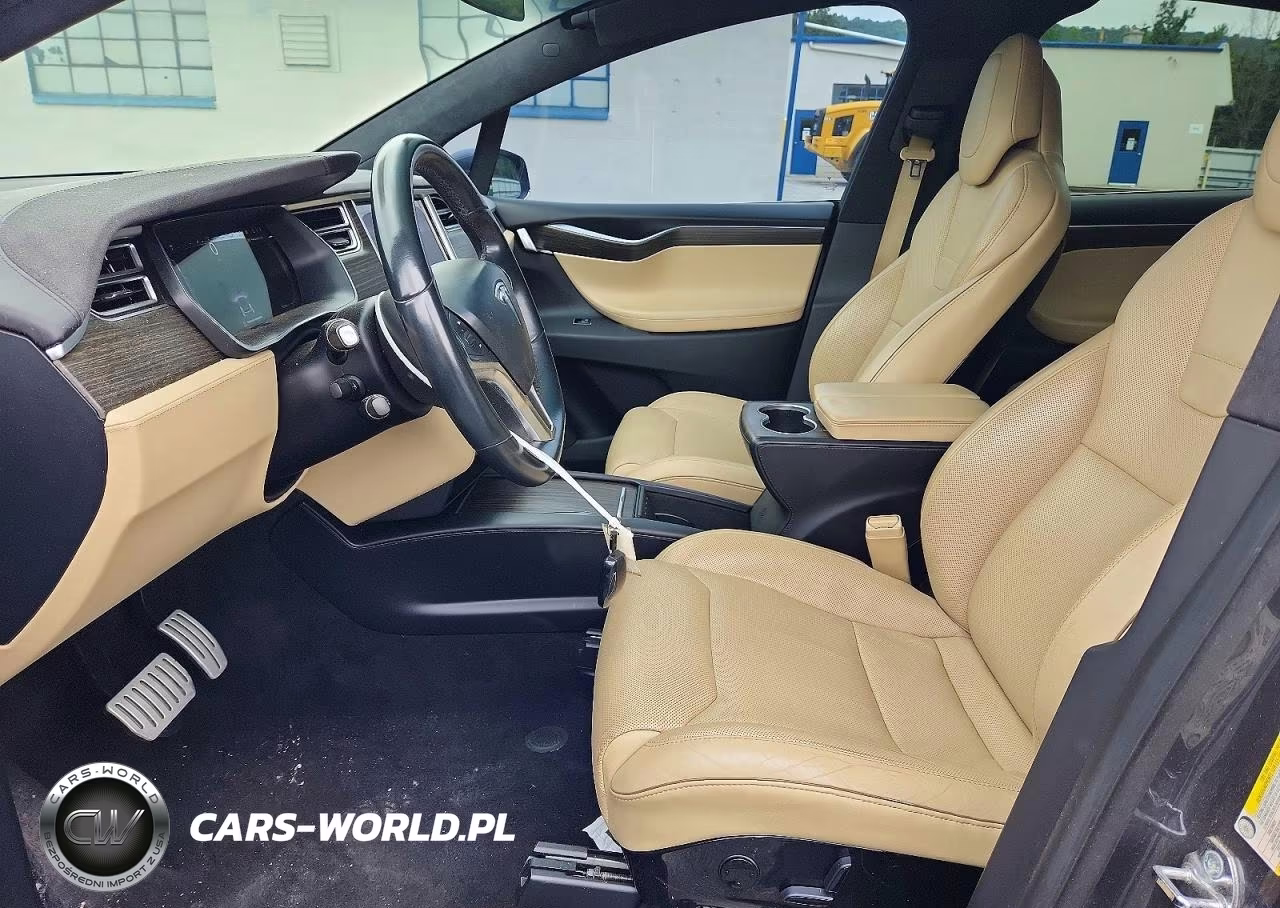 2016 Tesla Model X VIN:5YJXCBE44GF016355 - 7