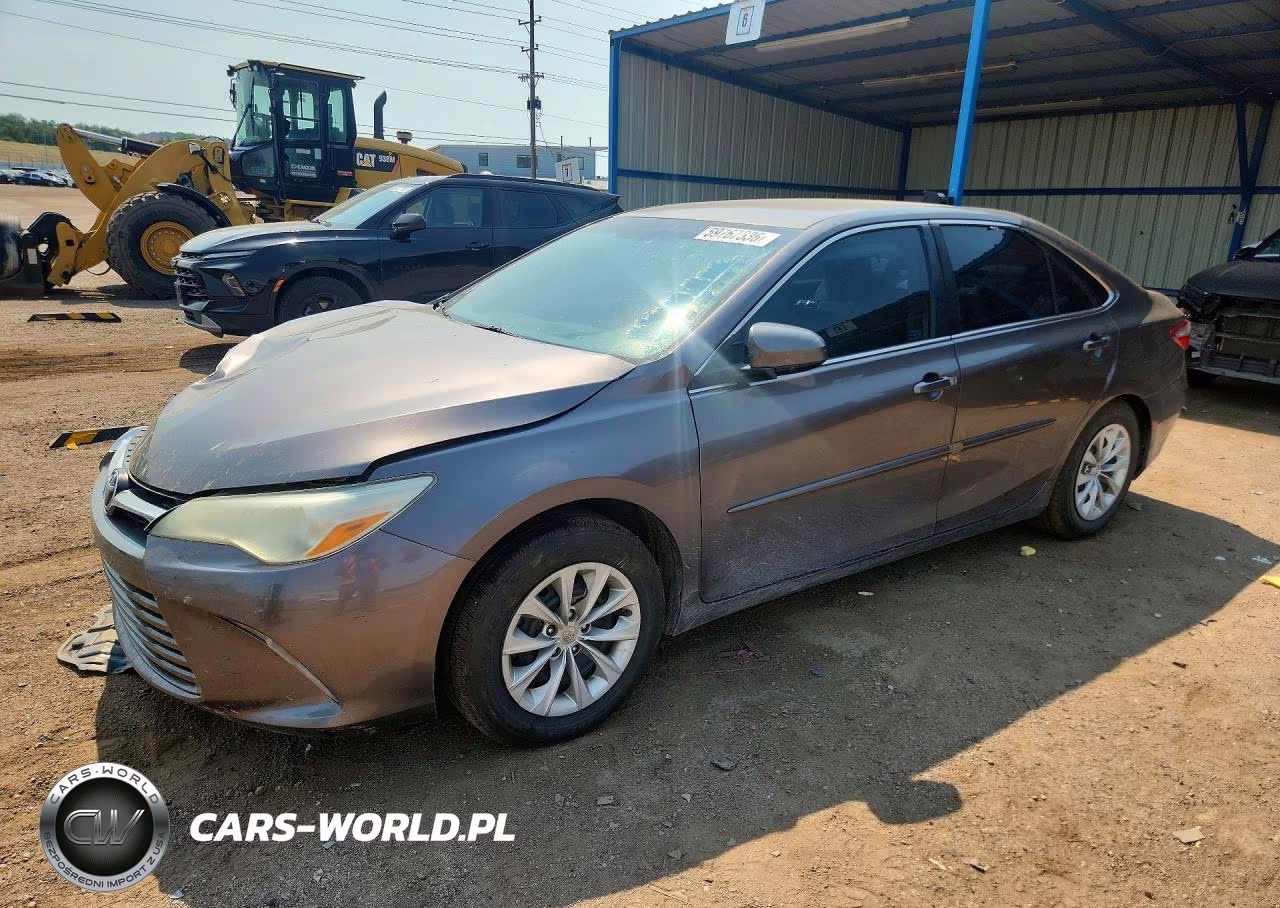 2016 Toyota Camry Le