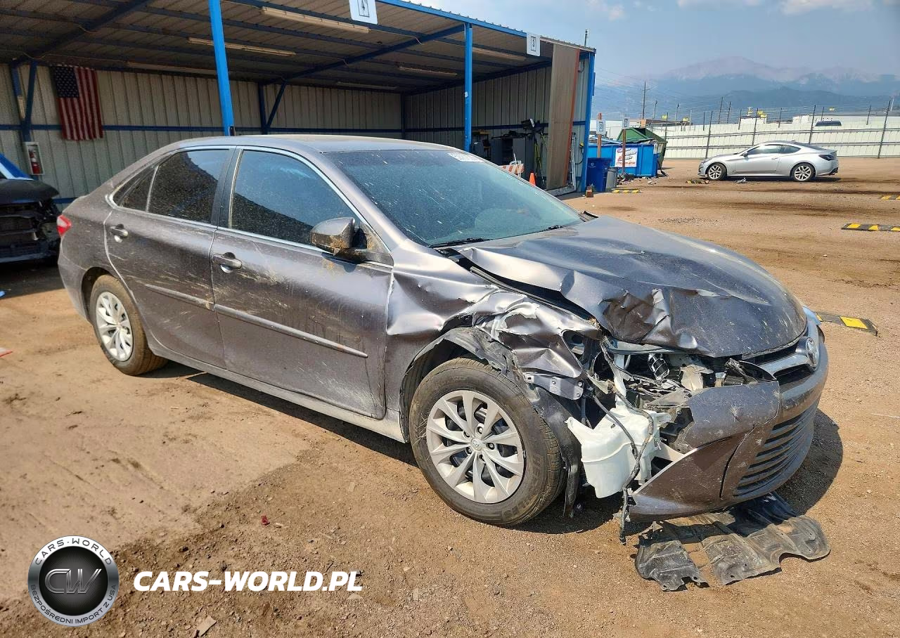 2016 Toyota Camry Le VIN:4T1BF1FK8GU565195 - 4