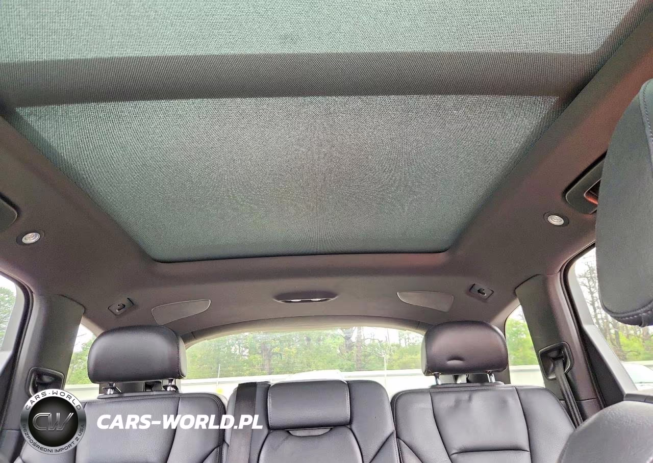 2019 Audi Q7 Premium Plus VIN:WA1LAAF76KD001583 - 10