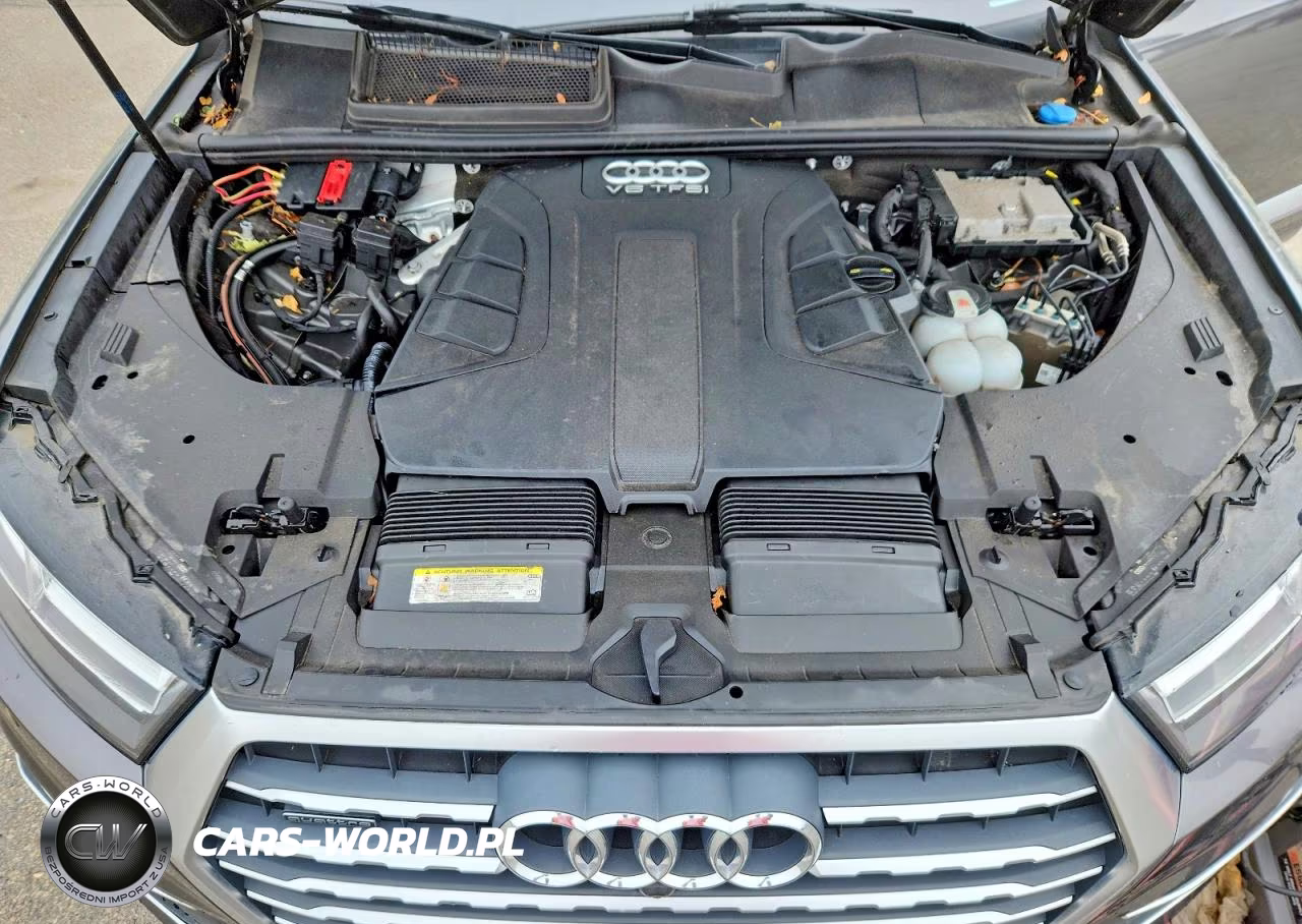 2019 Audi Q7 Premium Plus VIN:WA1LAAF76KD001583 - 12