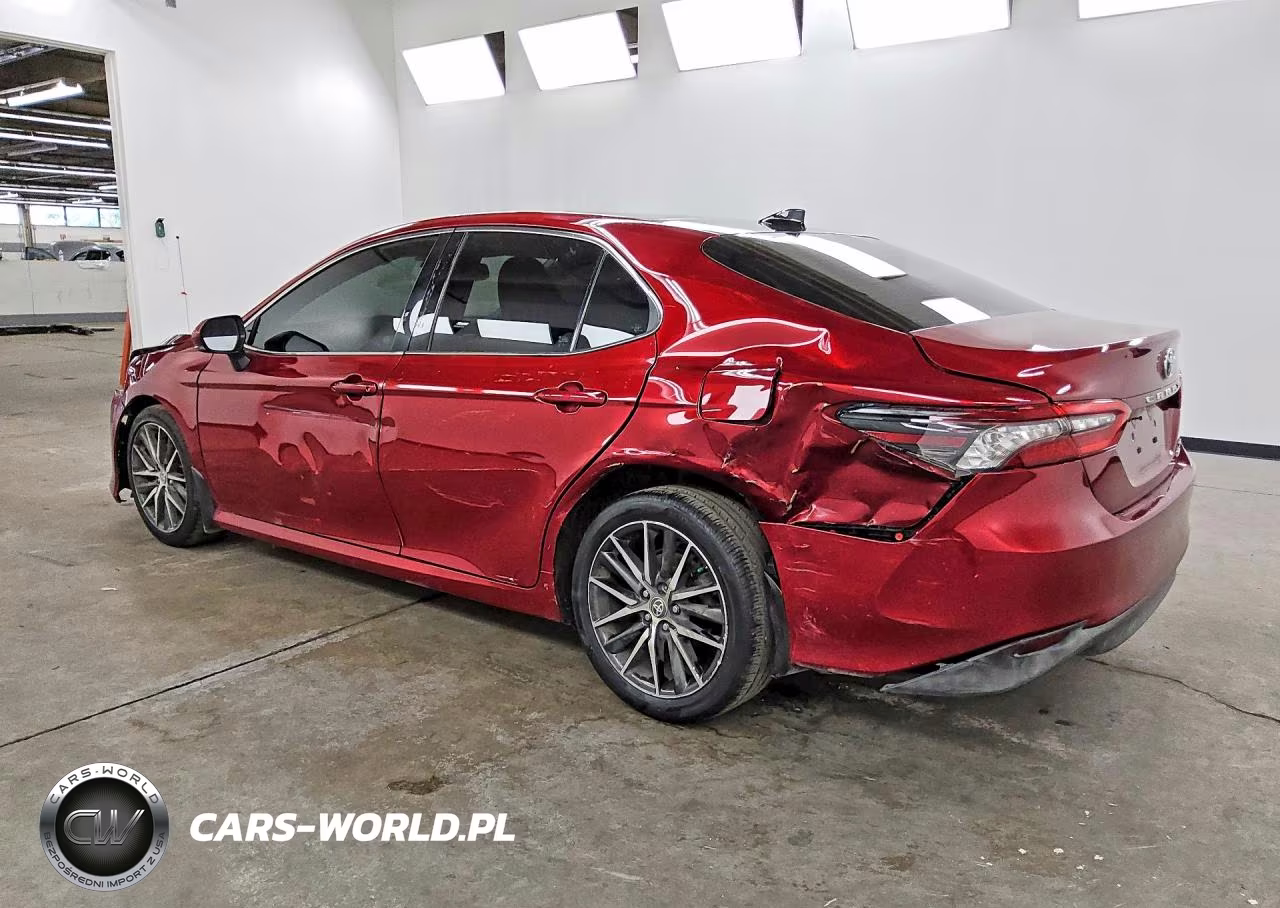 2022 Toyota Camry Xle VIN:4T1F11BK2NU070400 - 2