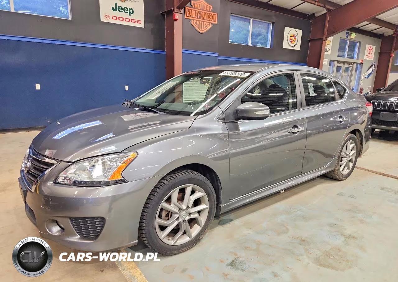 2015 Nissan Sentra – zdjęcie 1 z 12