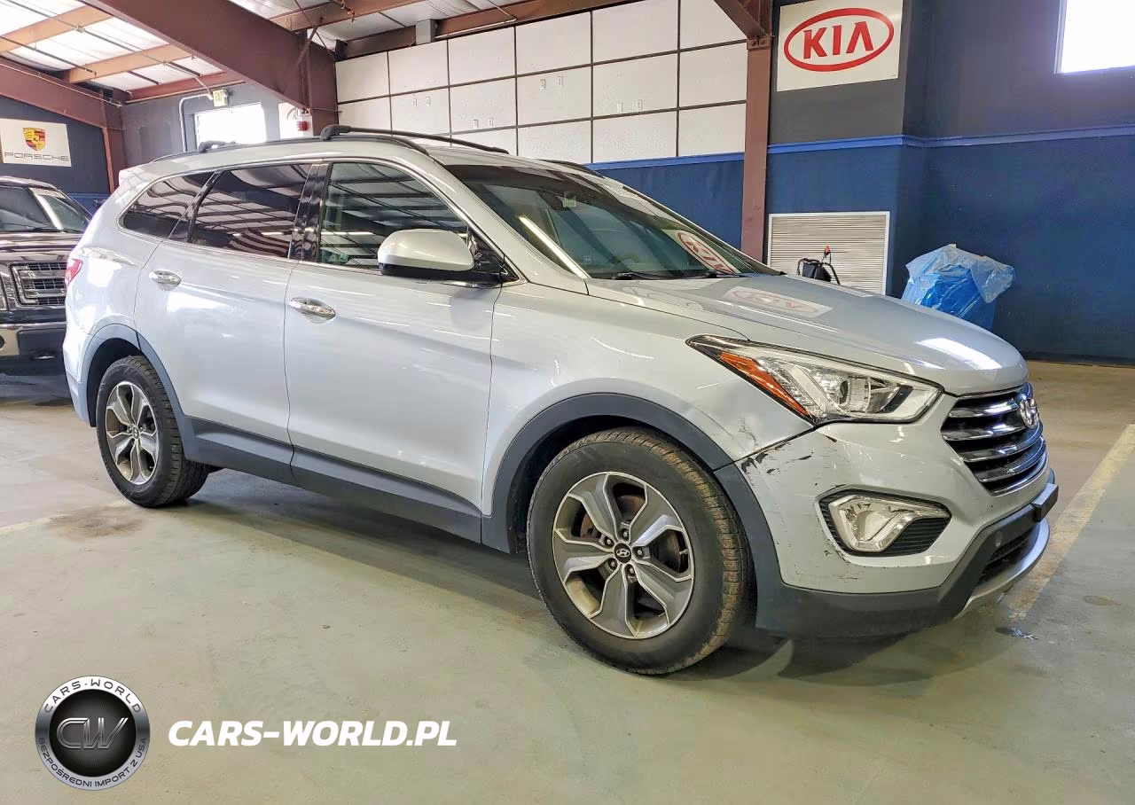 2015 Hyundai Santa Fe VIN:KM8SMDHF7FU112112 - 4