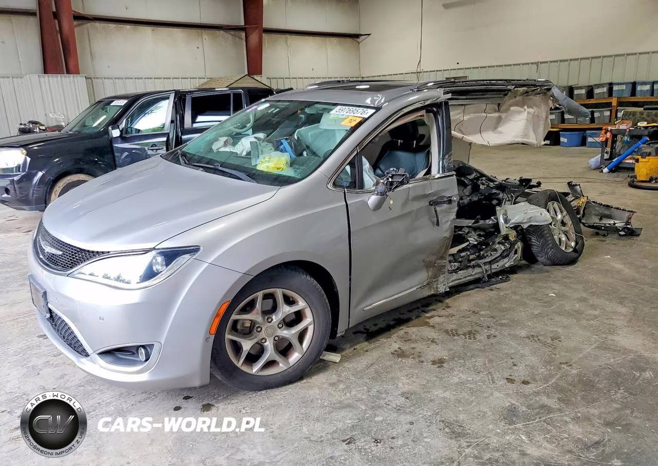 2018 Chrysler Pacifica Limited – zdjęcie 1 z 13