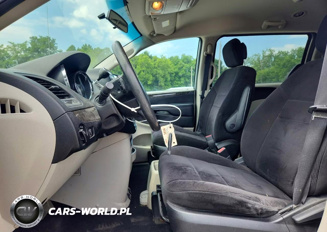 2011 Dodge Grand Caravan Express VIN:2D4RN4DG5BR737083 - 7
