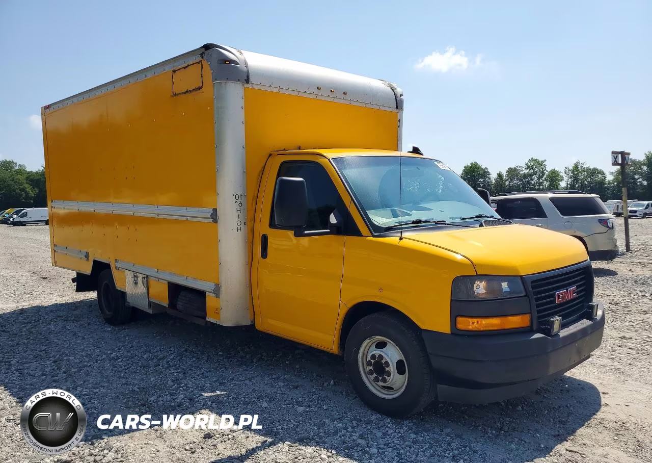 2018 GMC Savana Cutaway G3500 VIN:7GZ37TCG6JN902324 - 4