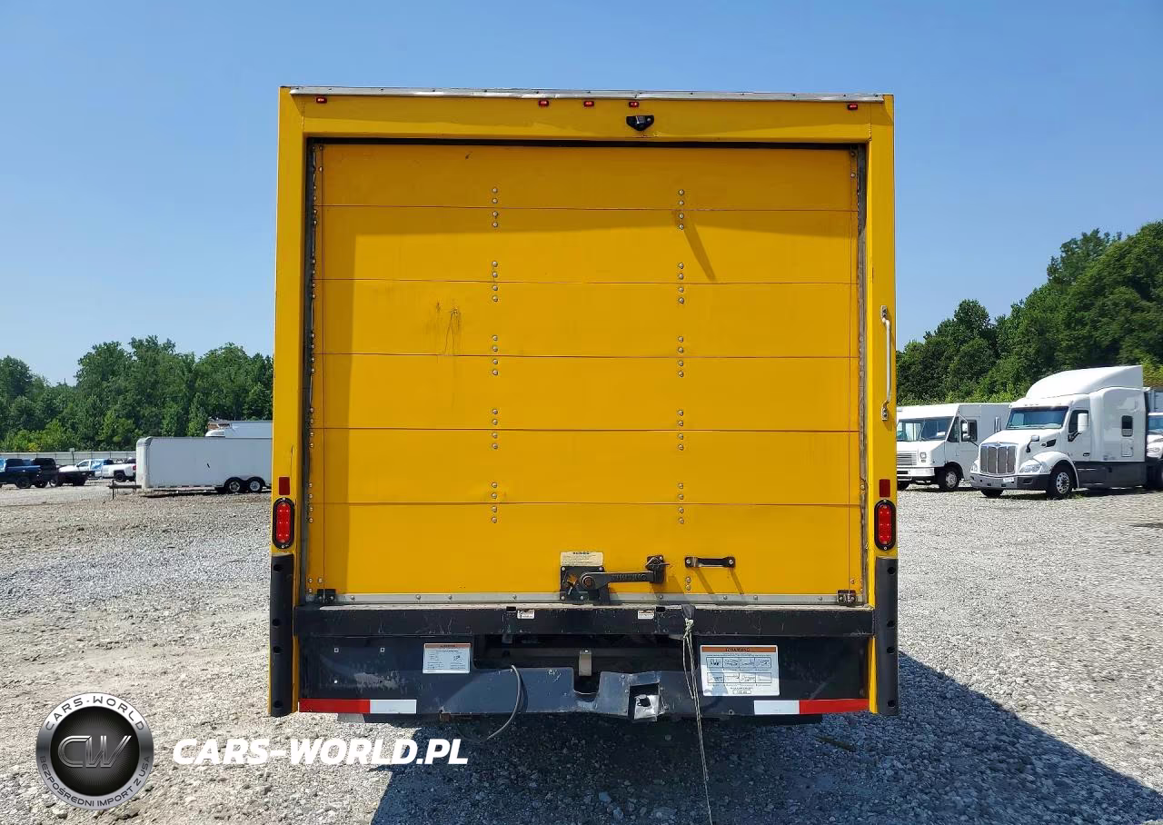 2018 GMC Savana Cutaway G3500 VIN:7GZ37TCG6JN902324 - 6