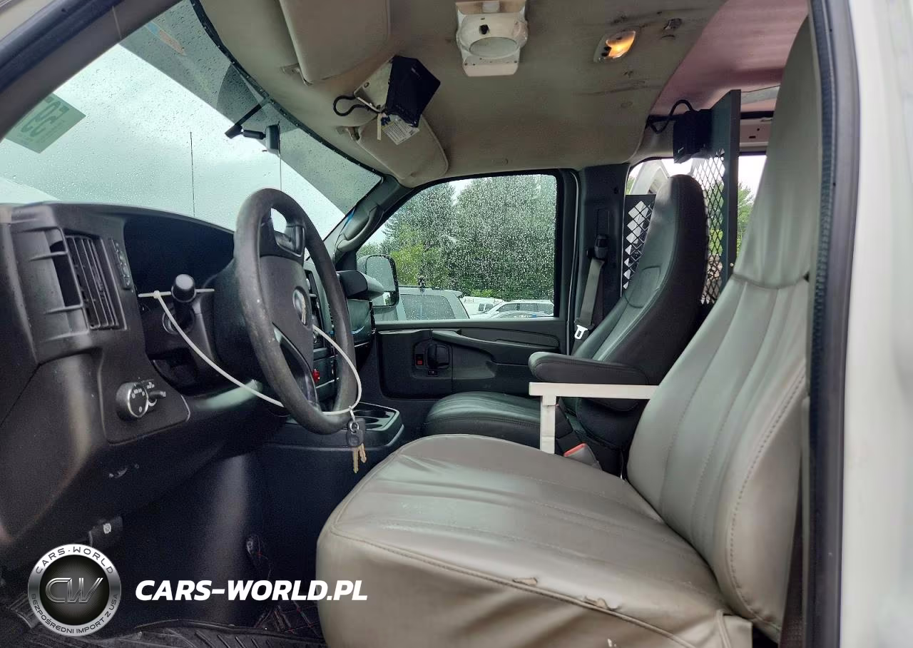 2012 GMC Savana G3500 VIN:1GTZ7TFA9C1166570 - 7