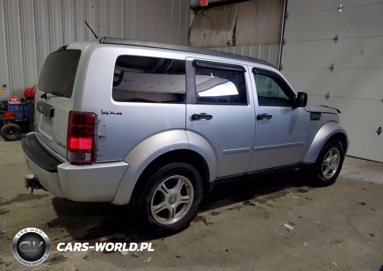 2010 Dodge Nitro Heat VIN:1D4PU4GK3AW174700 - 3