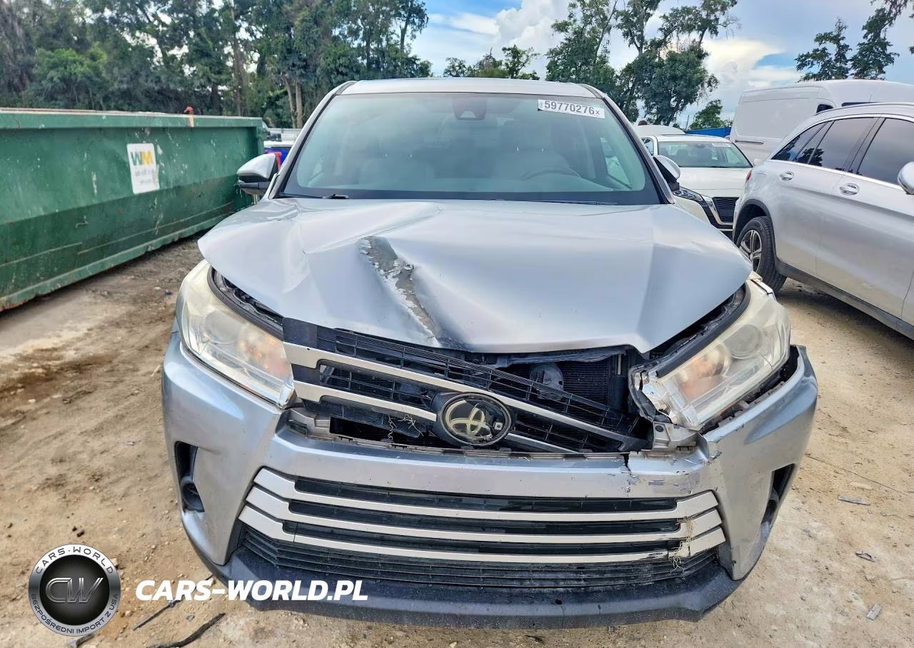 2017 Toyota Highlander Le VIN:5TDZZRFHXHS212962 - 5