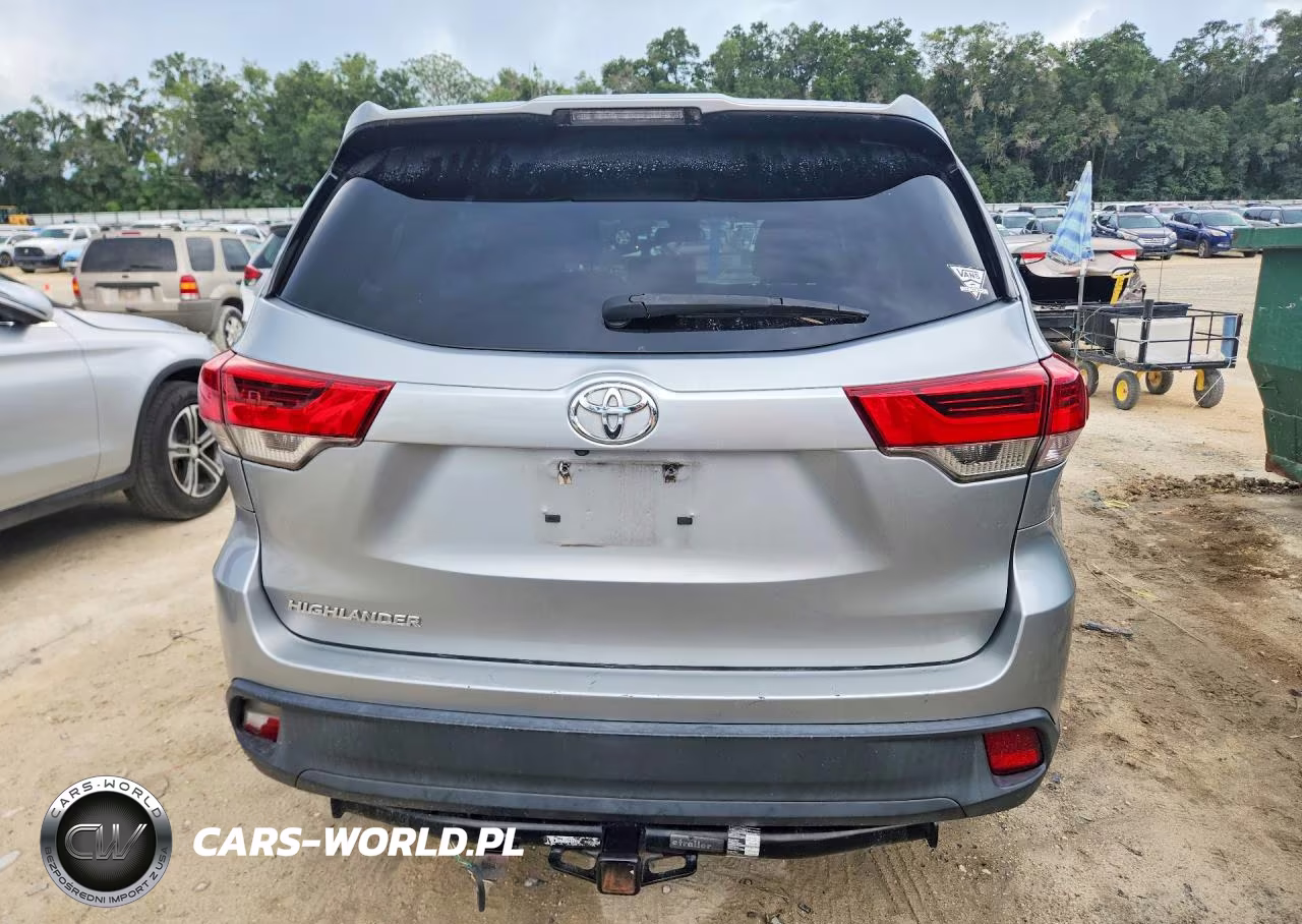 2017 Toyota Highlander Le VIN:5TDZZRFHXHS212962 - 6