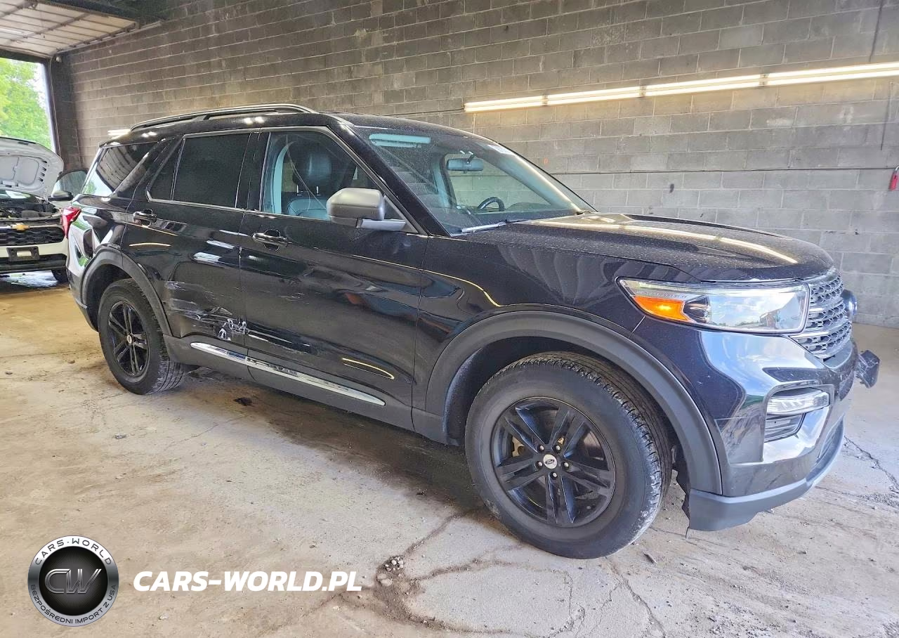 2022 Ford Explorer Xlt VIN:1FMSK8DH0NGC04700 - 4