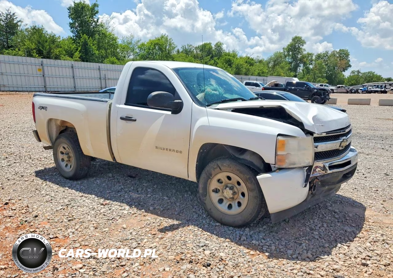 2011 Chevrolet Silverado K1500 VIN:1GCNKPEX8BZ447348 - 4