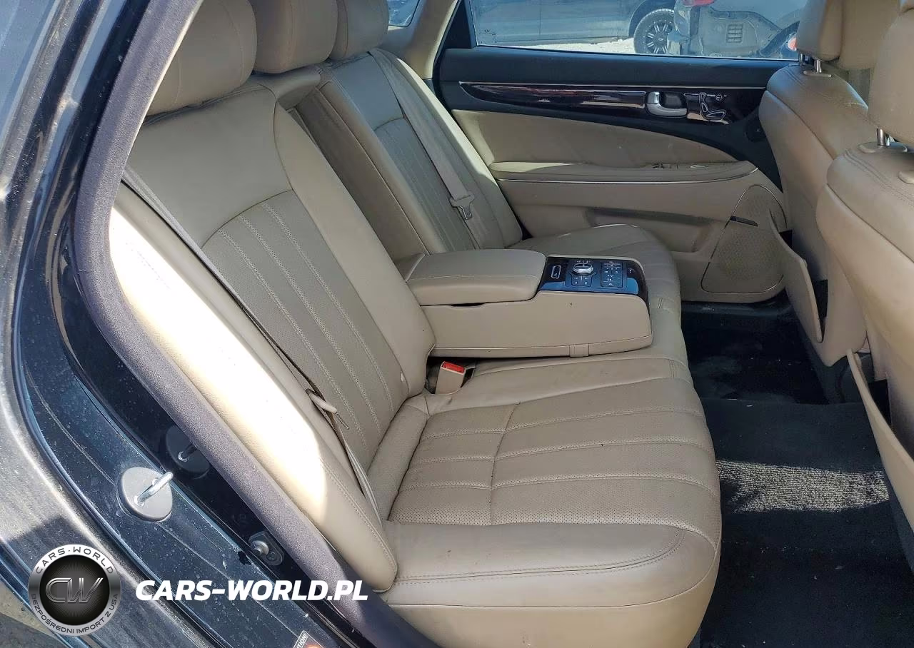 2012 Hyundai Equus Signature VIN:KMHGH4JH0CU056600 - 10