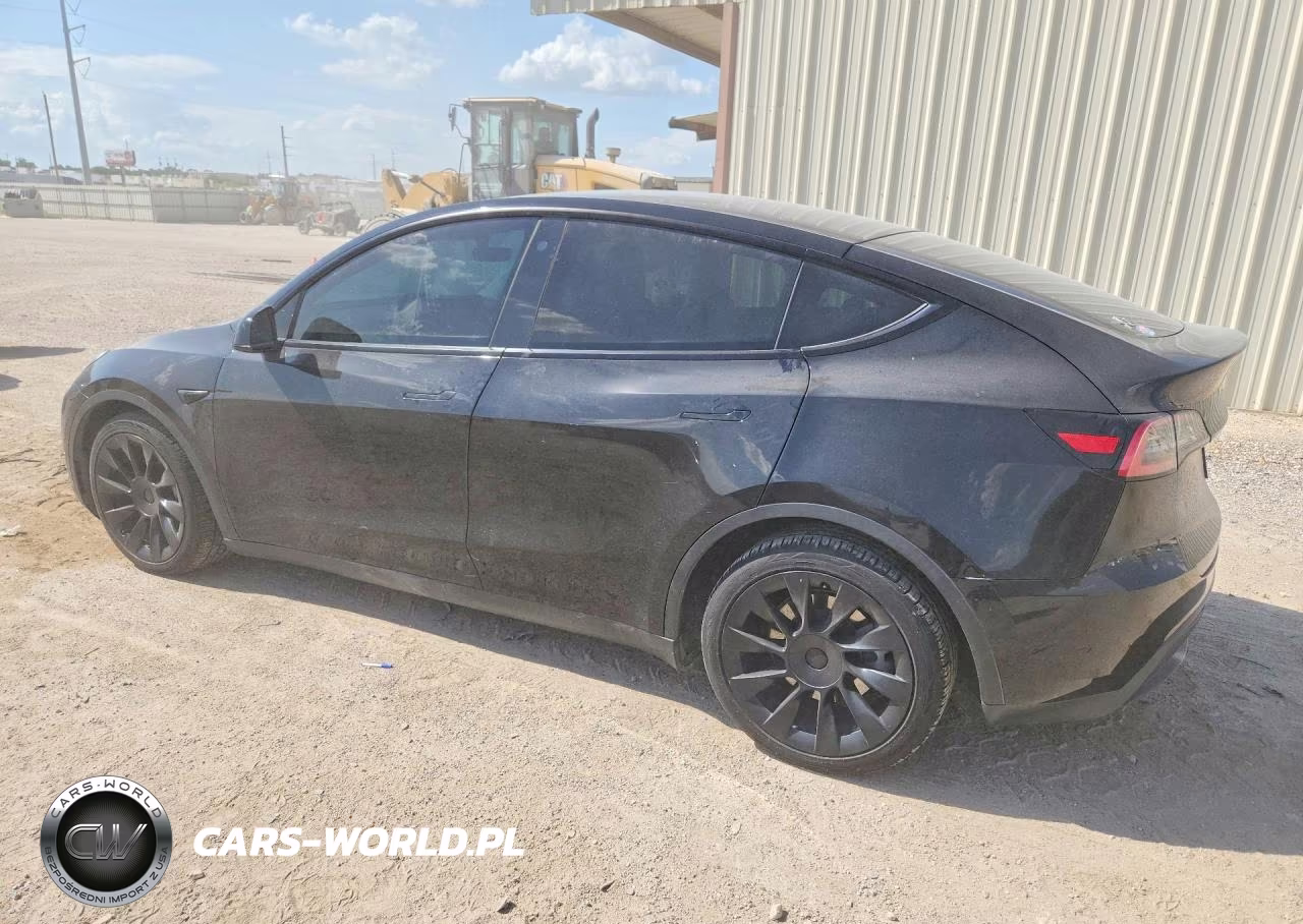 2021 Tesla Model Y VIN:5YJYGDEE2MF107942 - 2