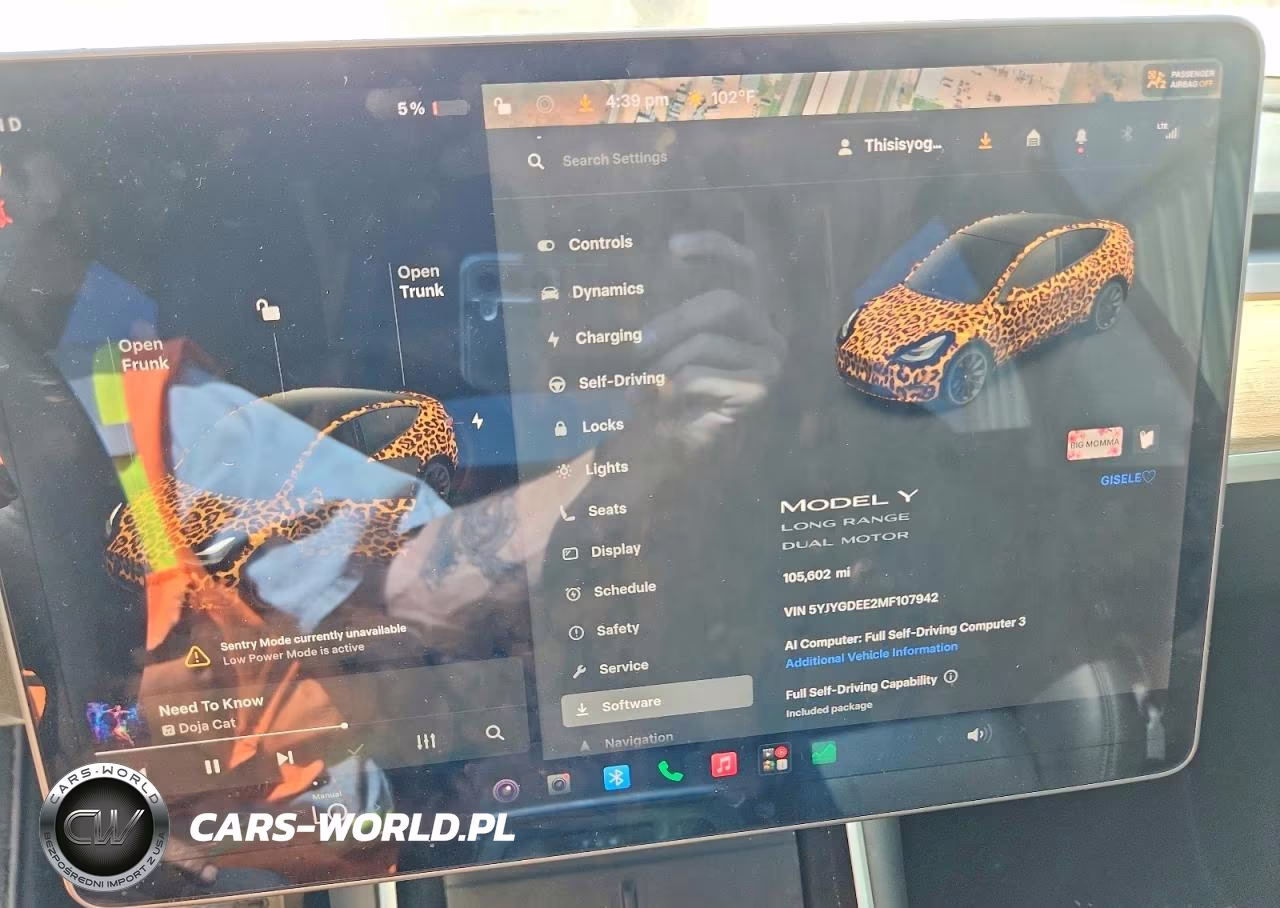 2021 Tesla Model Y VIN:5YJYGDEE2MF107942 - 9