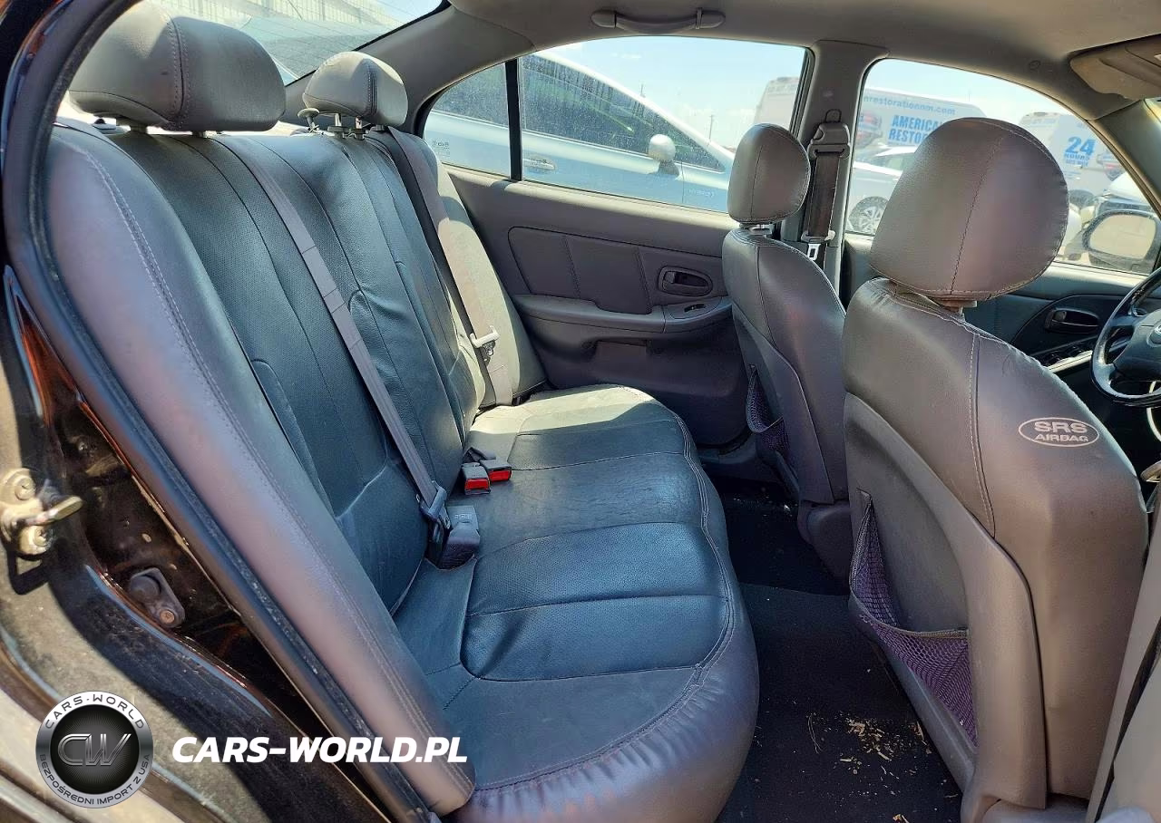 2005 Hyundai Elantra Gls VIN:KMHDN46D05U020023 - 10