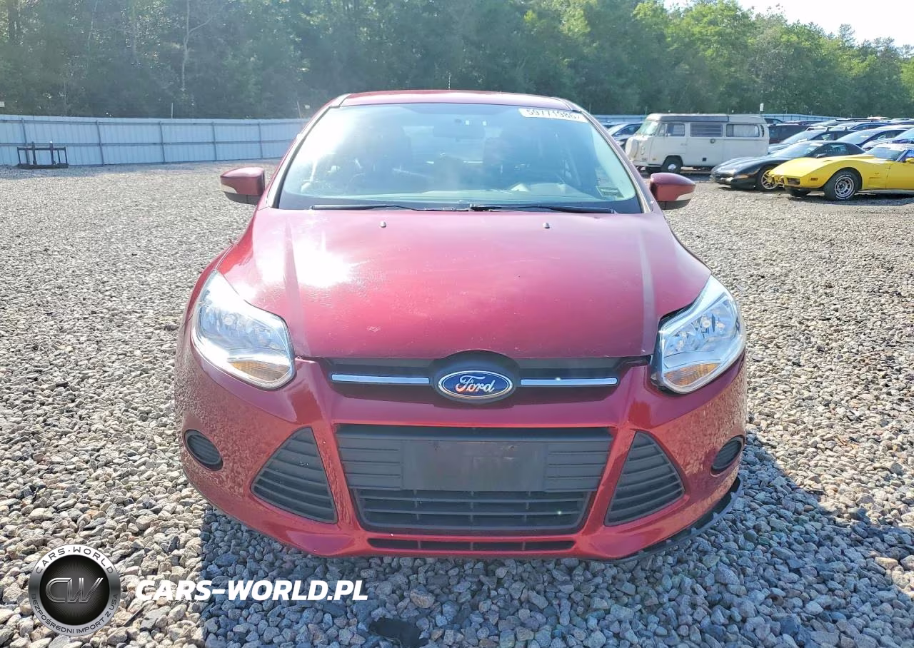 2013 Ford Focus Se VIN:1FADP3K27DL148590 - 5