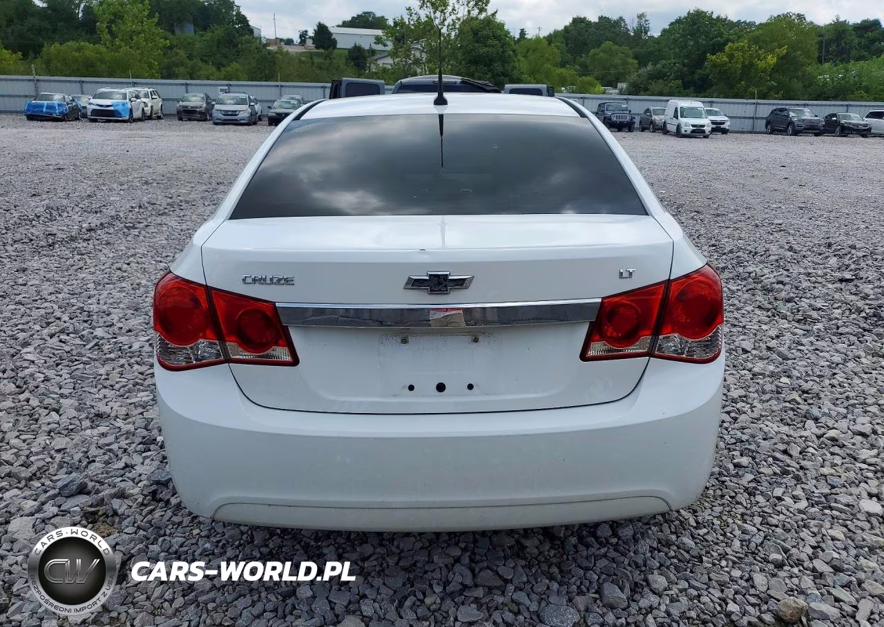 2014 Chevrolet Cruz VIN:1G1PC5SB1E7477500 - 6