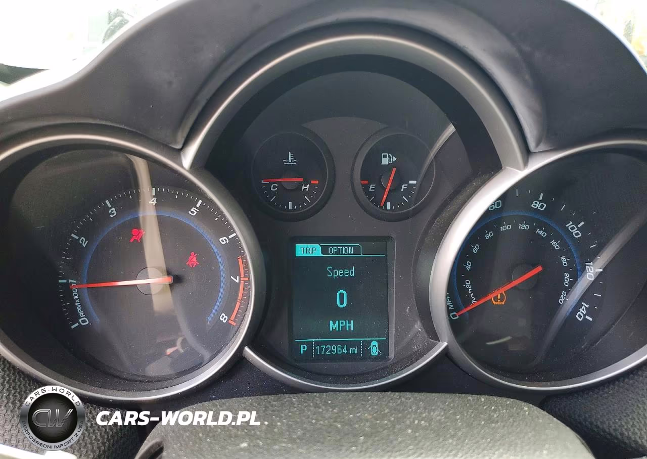 2014 Chevrolet Cruz VIN:1G1PC5SB1E7477500 - 9