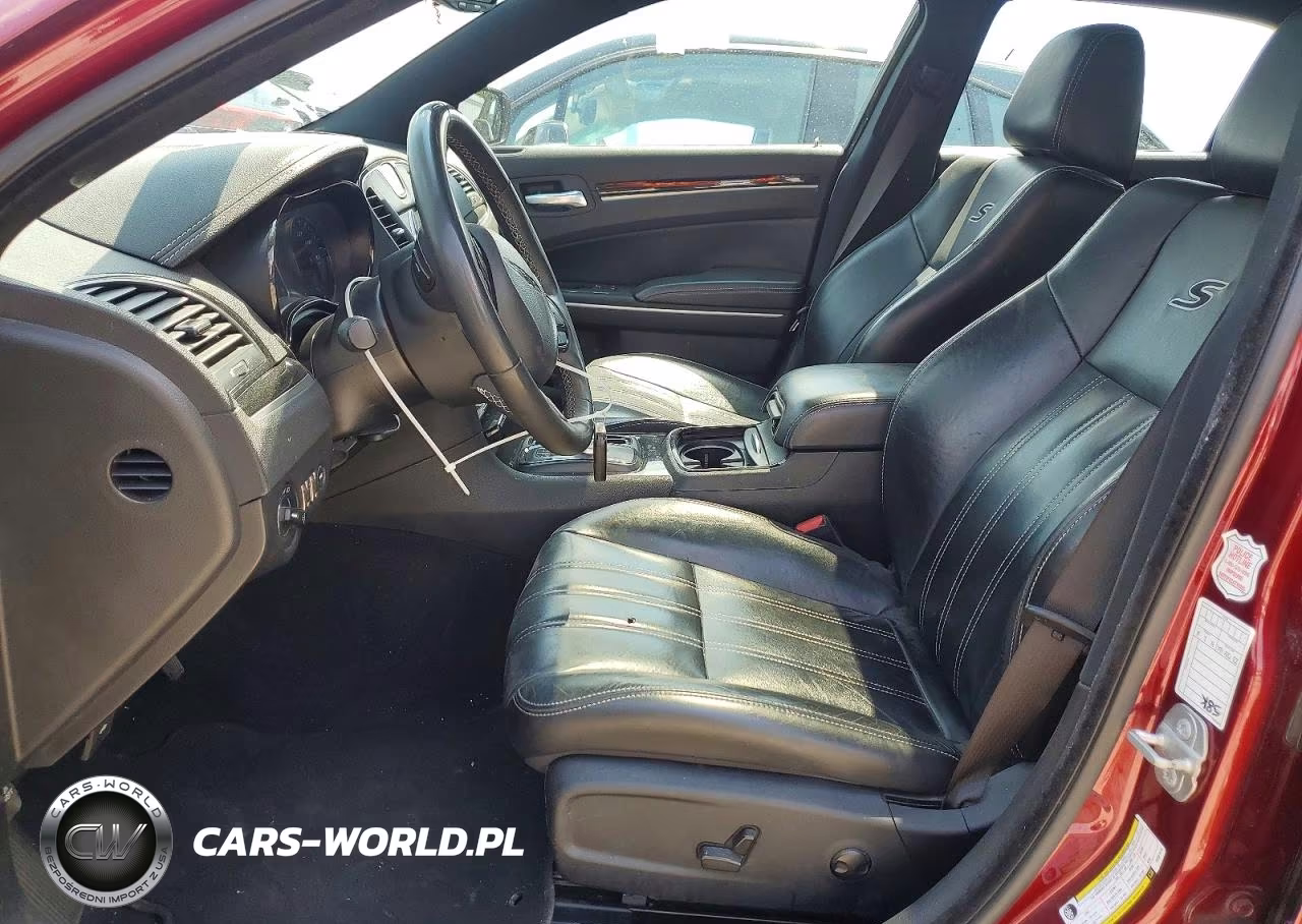 2023 Chrysler 300 S VIN:2C3CCABG9PH561019 - 7