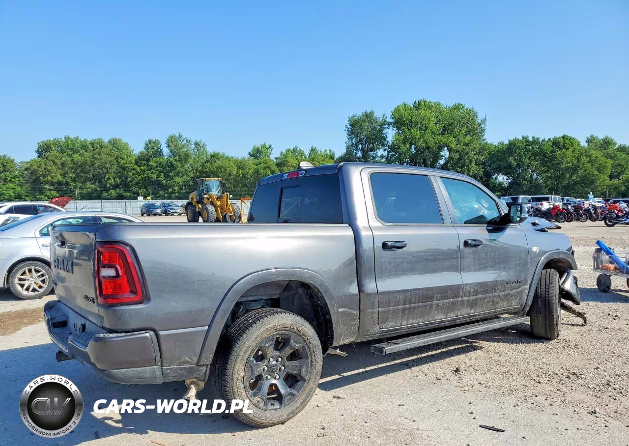 2026 Ram 1500 Big Horn-Lone Star VIN:1C6SRFFT2TN339263 - 3