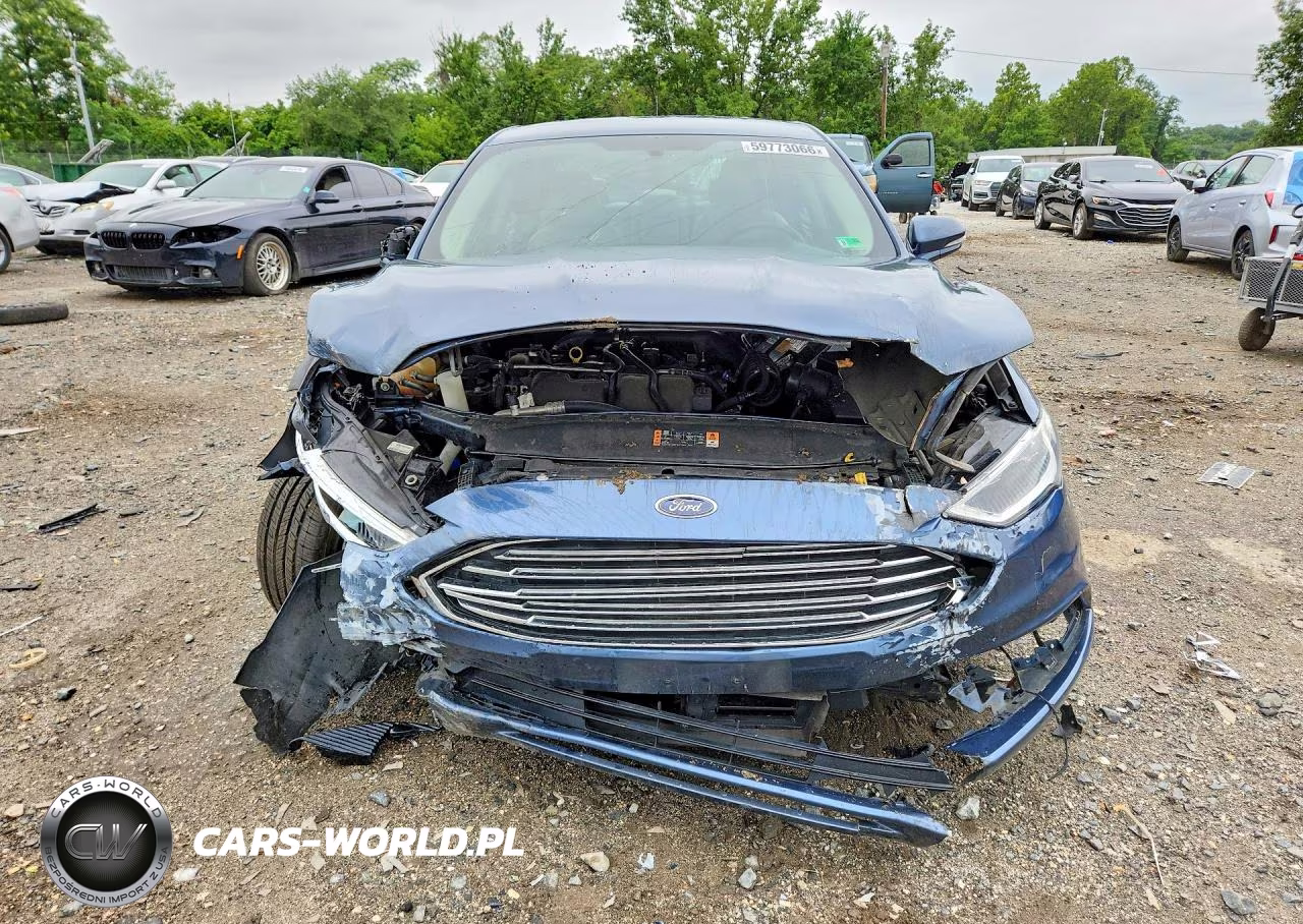 2018 Ford Fusion Titanium-Platinum VIN:3FA6P0D92JR247512 - 5