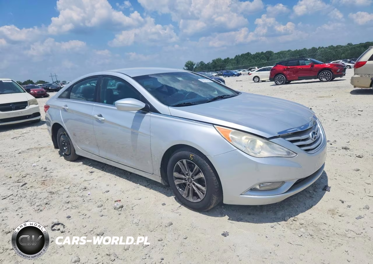 2013 Hyundai Sonata Gls VIN:5NPEB4AC4DH742961 - 4