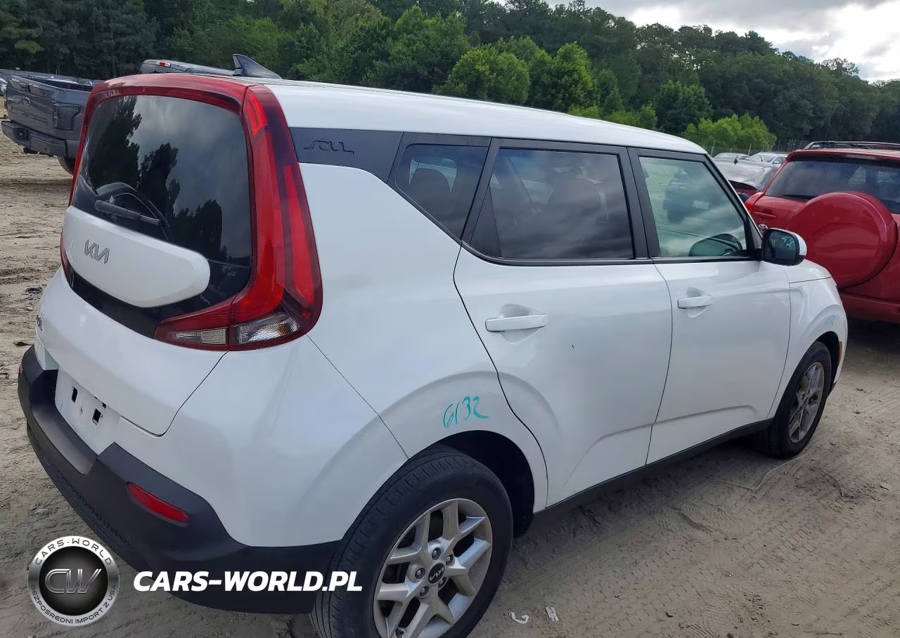 2022 Kia Soul Lx VIN:KNDJ23AU5N7829632 - 3