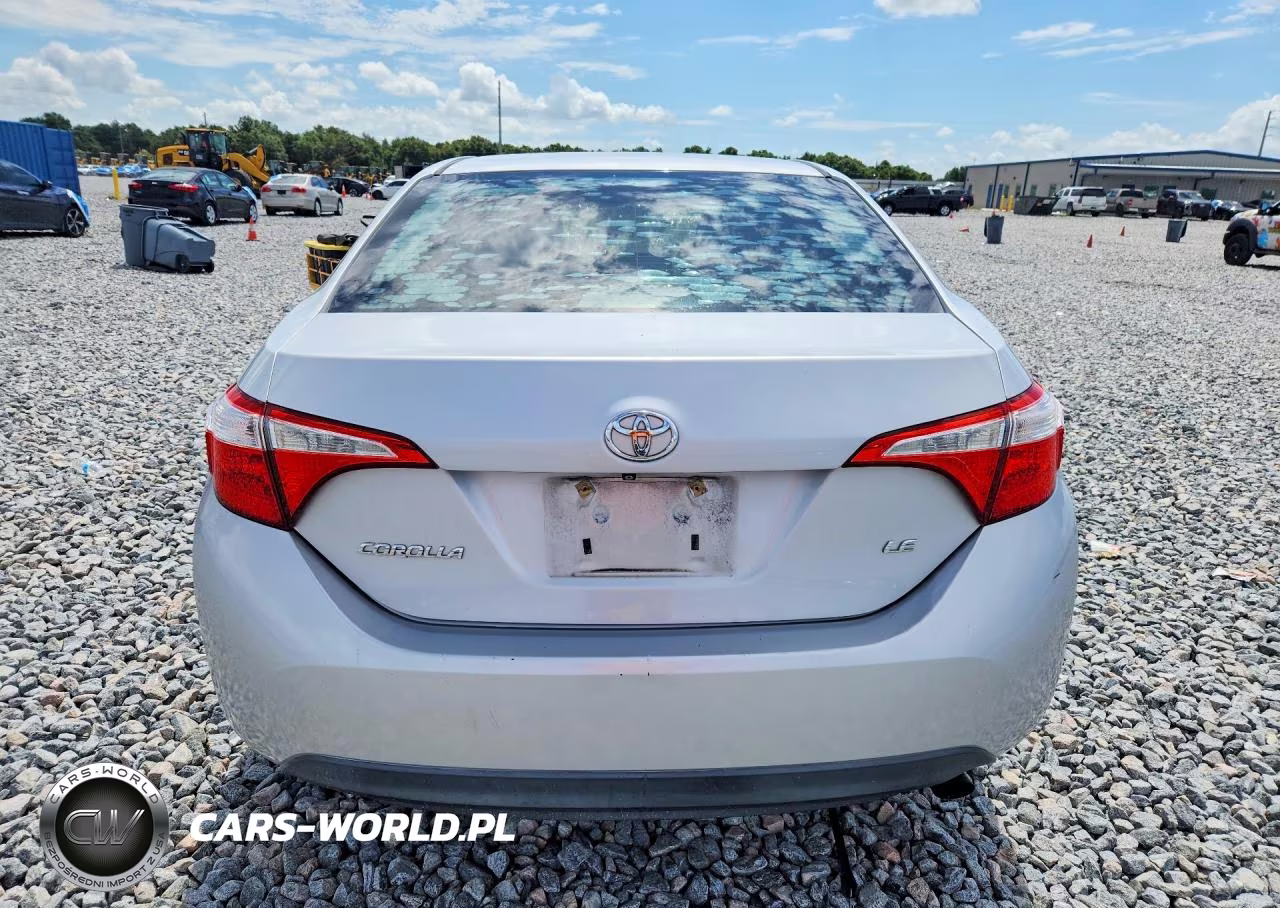 2015 Toyota Corolla Le VIN:2T1BURHE1FC379610 - 6