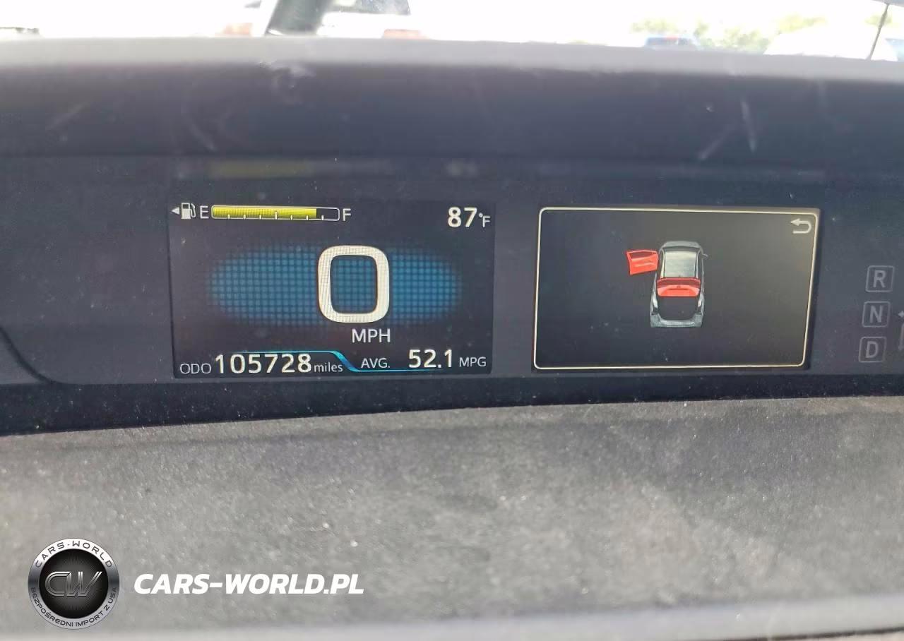 2021 Toyota Prius Le VIN:JTDKAMFUXM3153030 - 9