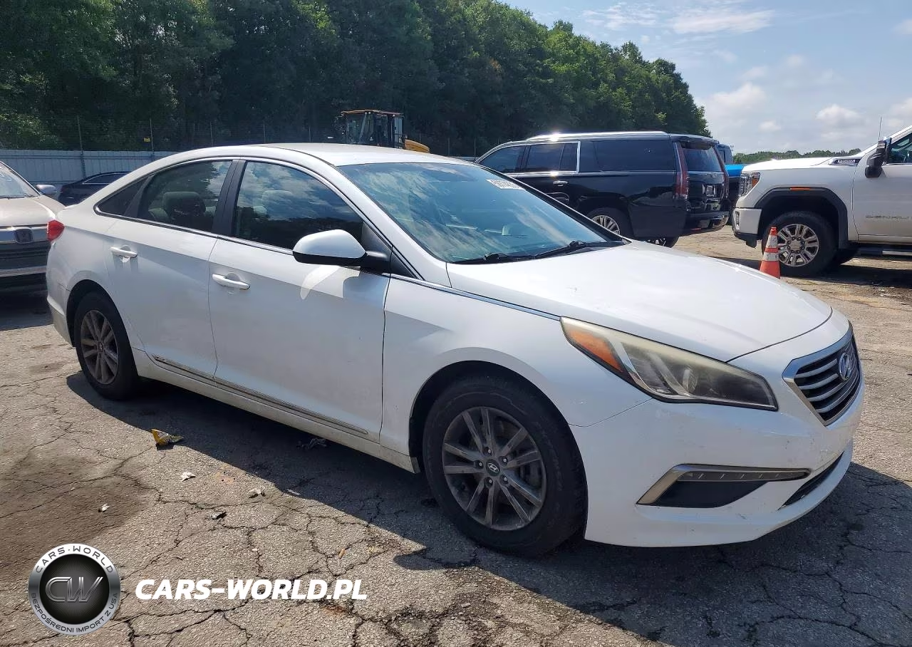 2015 Hyundai Sonata Se VIN:5NPE24AF5FH000680 - 4
