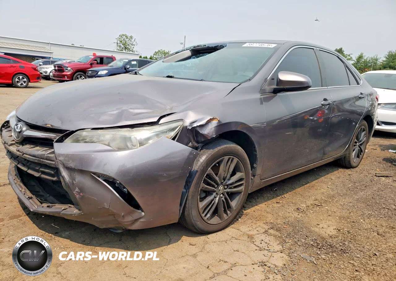 2015 Toyota Camry Se – zdjęcie 1 z 13
