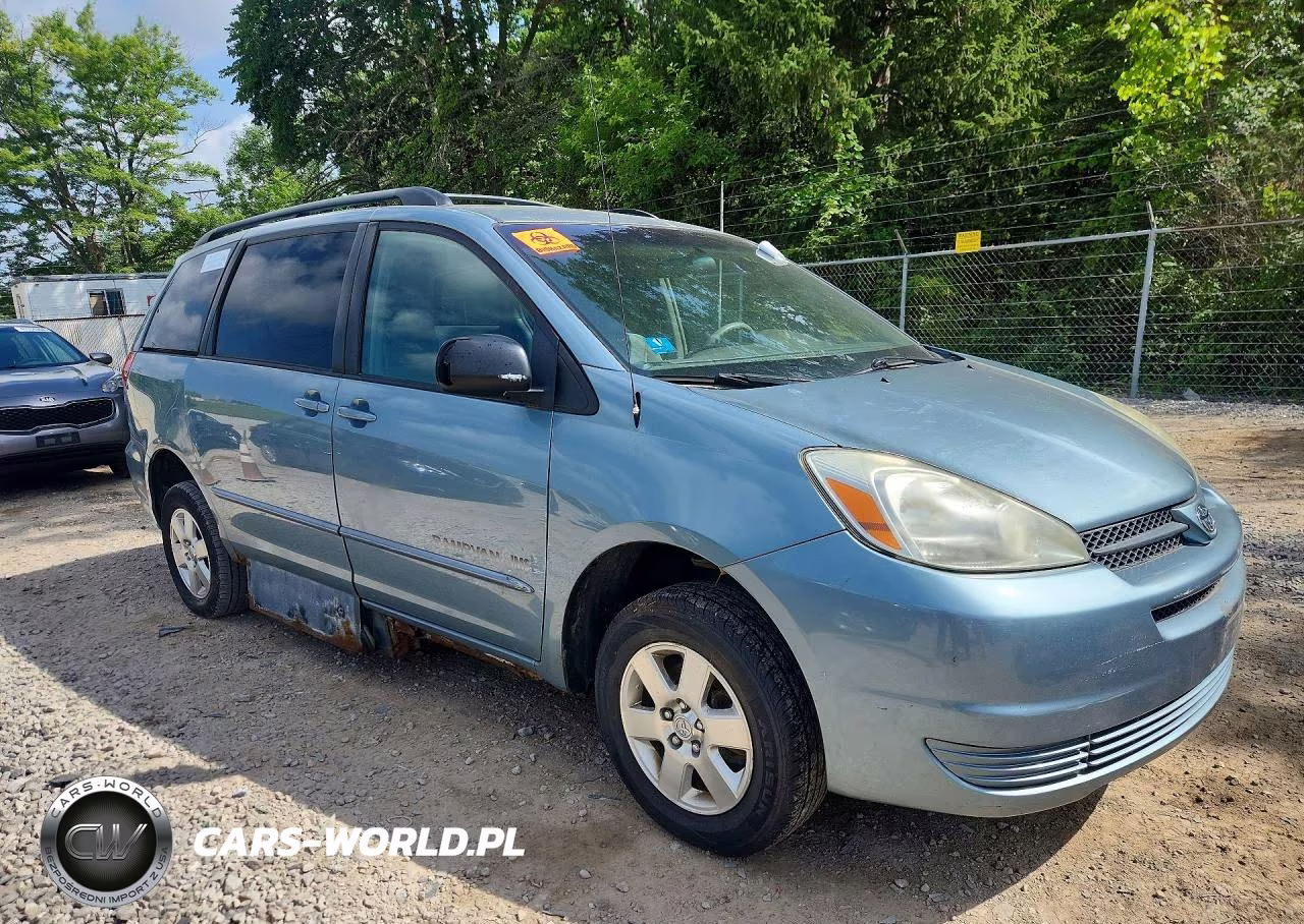 2004 Toyota Sienna Le 8 Passenger VIN:5TDZA23C44S219018 - 4
