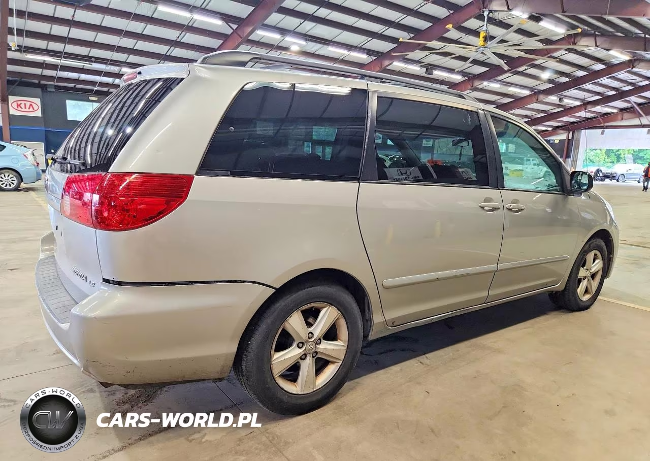 2008 Toyota Sienna Le 8-Passenger VIN:5TDZK23C08S221495 - 3