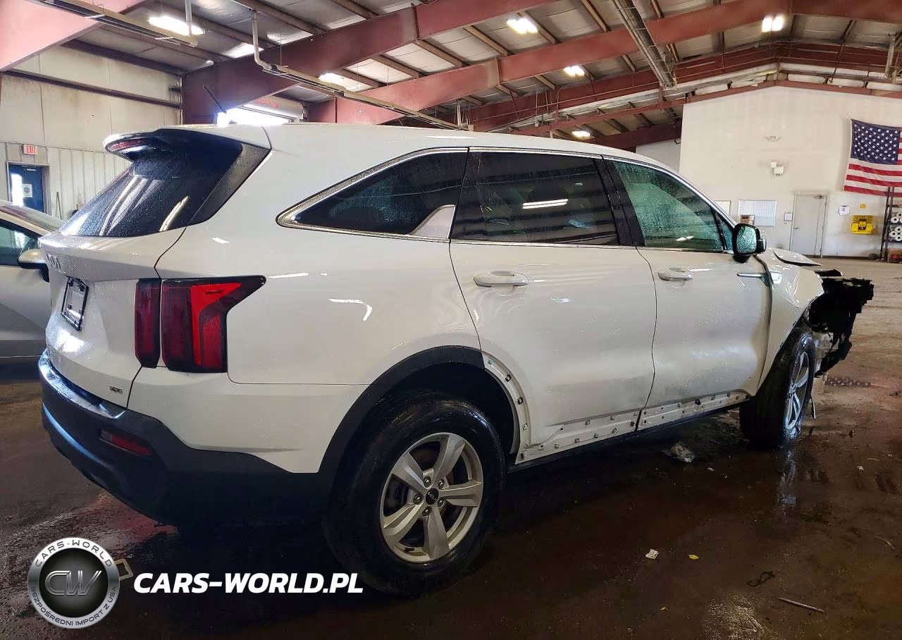 2023 Kia Sorento Lx VIN:5XYRGDLC6PG196658 - 3