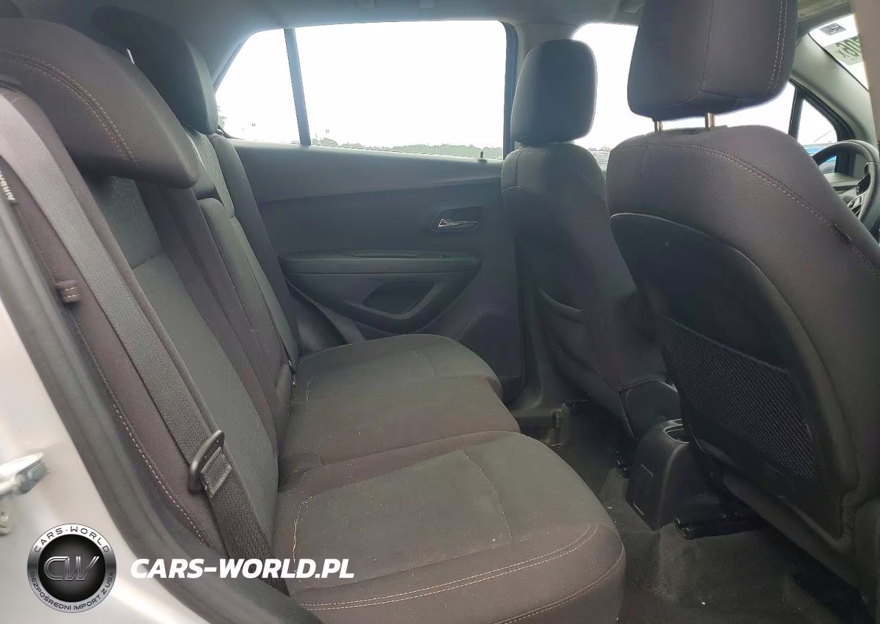2019 Chevrolet Trax Ls VIN:3GNCJKSB7KL331319 - 10