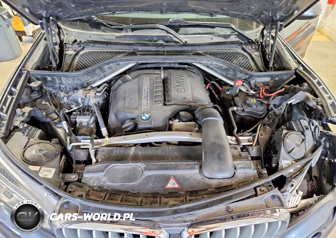 2015 BMW X5 xDrive35I VIN:5UXKR0C5XF0K60080 - 12