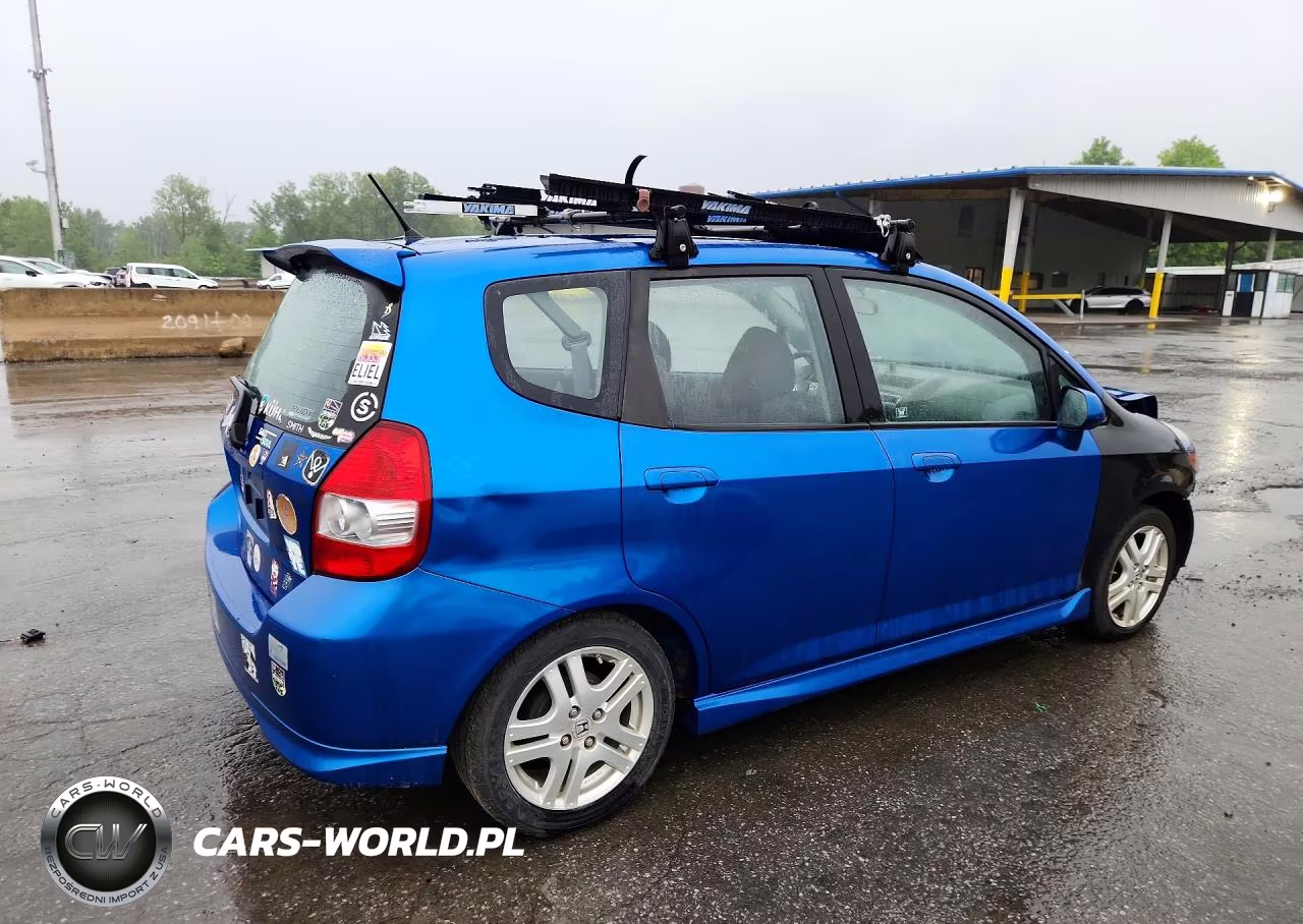 2008 Honda Fit Sport VIN:JHMGD37678S004799 - 3